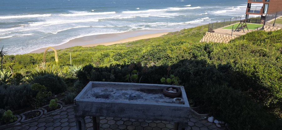 4 Bedroom Property for Sale in Dana Bay Western Cape